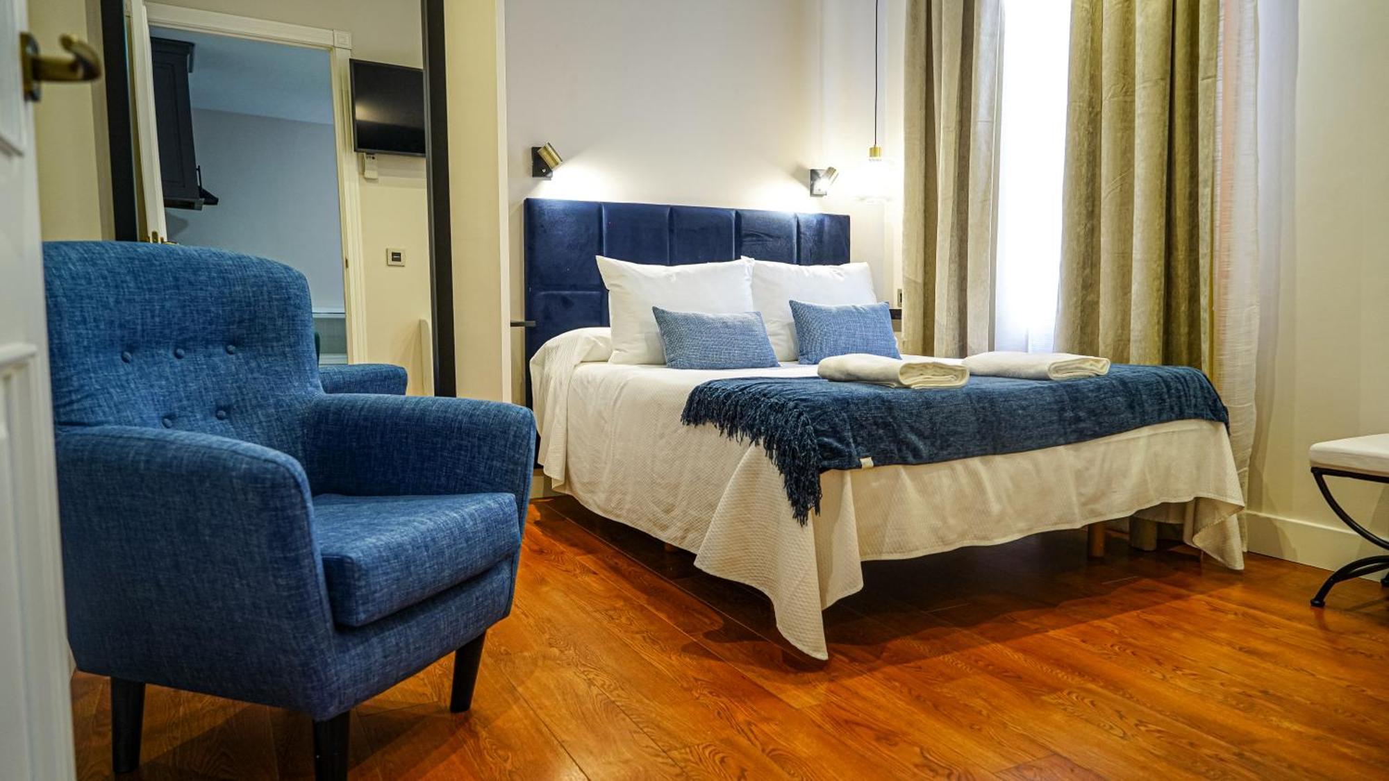 Apartamentos Puente Romano Suites Mérida Buitenkant foto