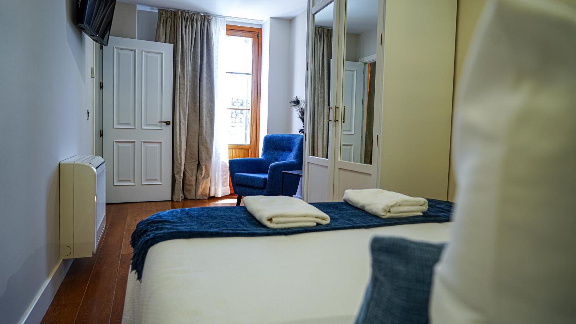 Apartamentos Puente Romano Suites Mérida Buitenkant foto